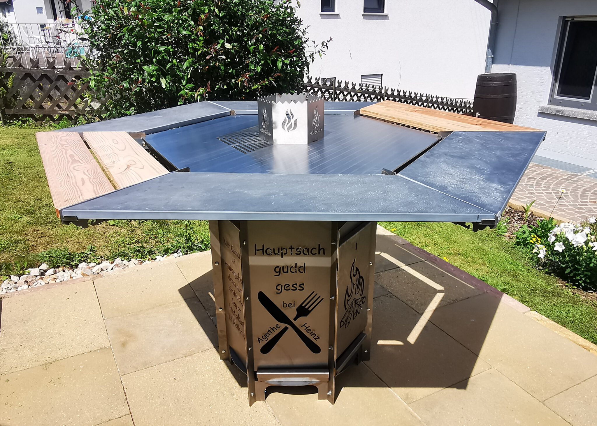Sechs und viereckige Grilltonne Hexagon und quattro ChillGrill